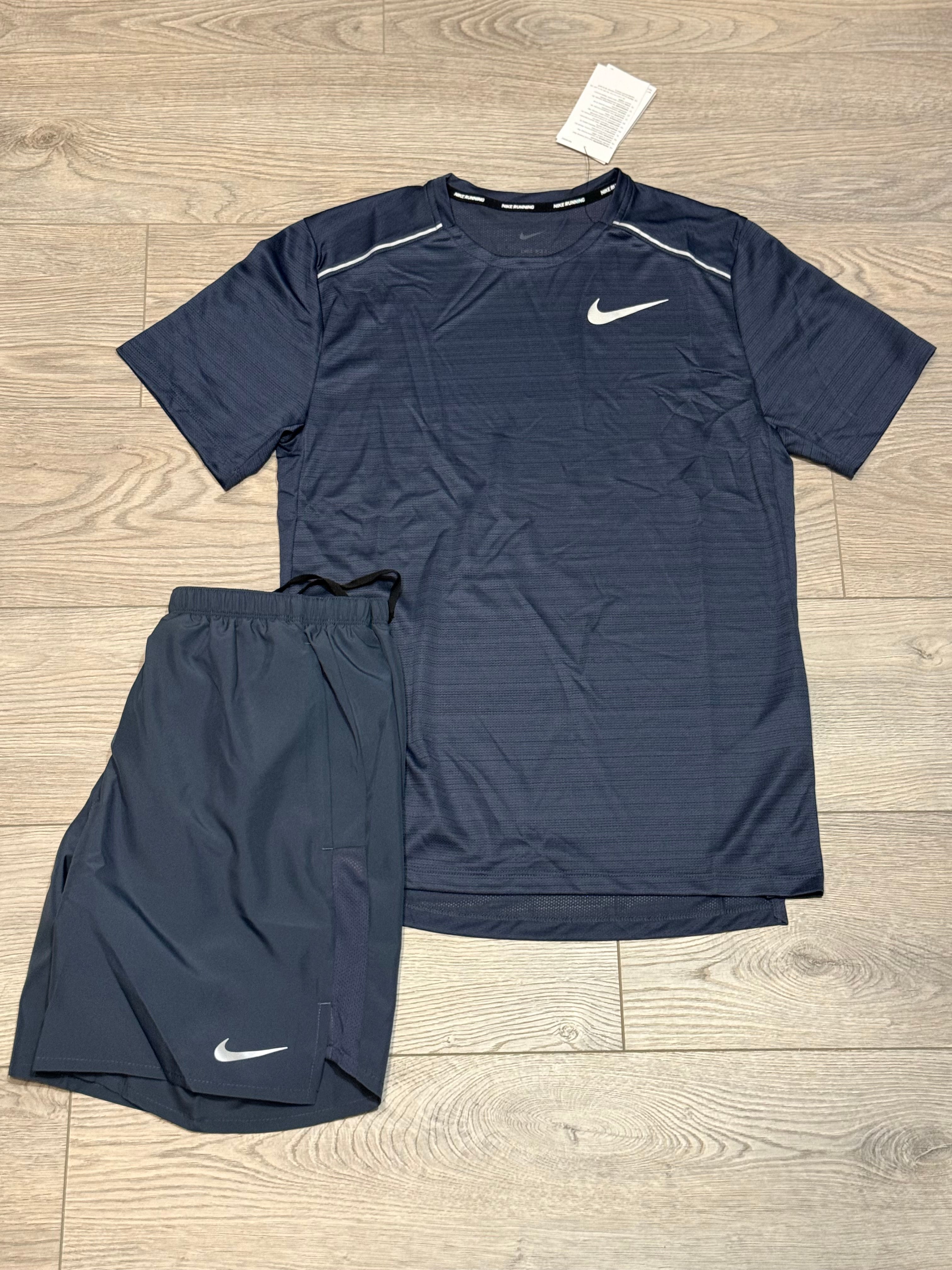Nike miler set “midnight blue”