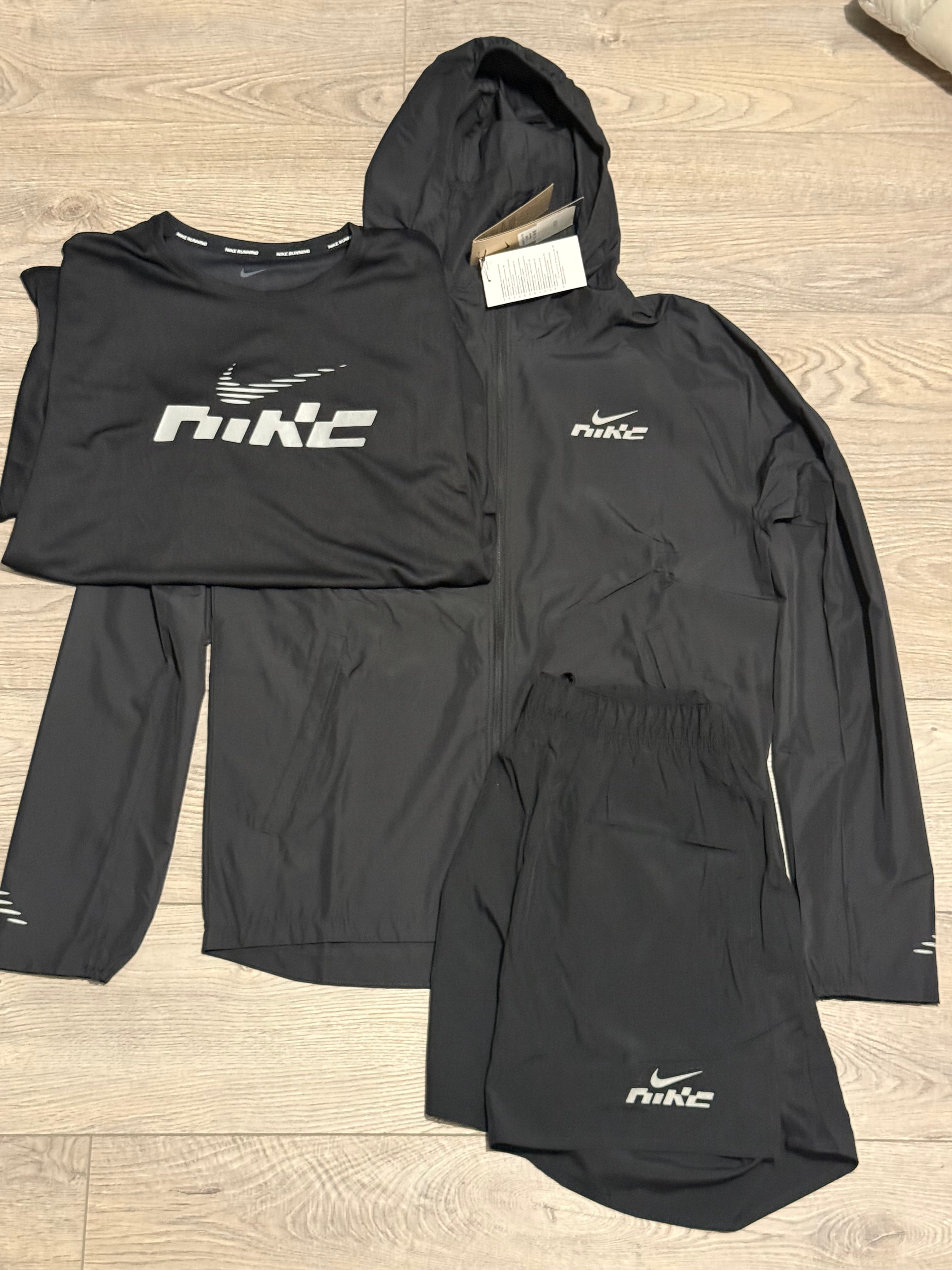 nike 3 piece set “black”