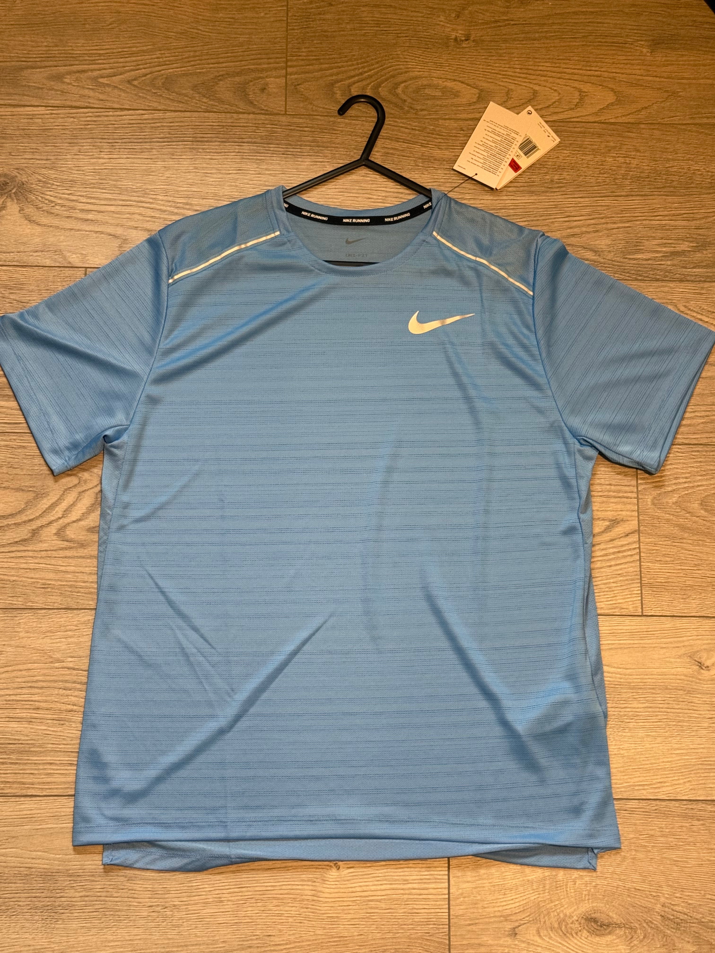 Nike miler t-shirt “university blue”